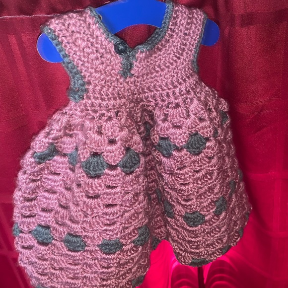 Crochet Baby Dress! 0-6 Months - Picture 4 of 7